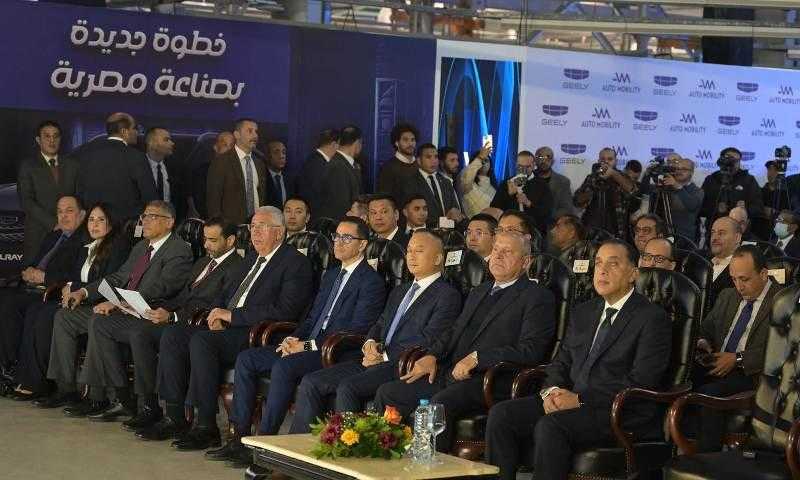 رئيس الوزراء يفتتح خطوط تجميع سيارات ”جيلى” فى مصر