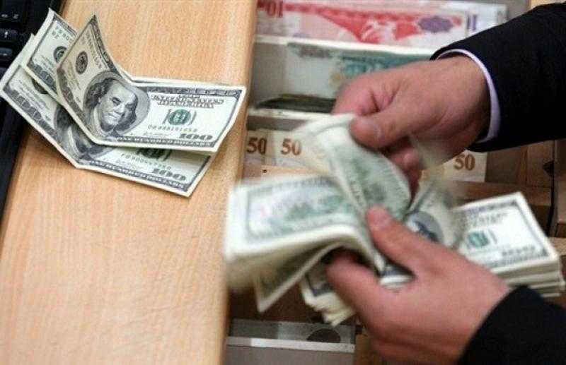 سعر الدولار اليوم الجمعة 17 يناير 2025 في ماكينات الصراف الآلي