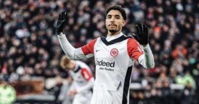 عمر مرموش يقتحم قائمة تاريخية مع آينتراخت فرانكفورت بمساعدة السيتي