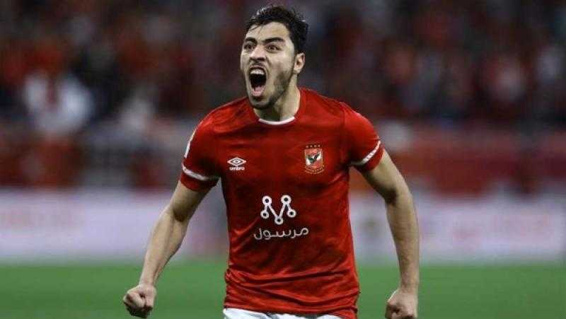 إعلامي: أكرم توفيق لم يتعامل باحترافية واستهان بالنادي الأهلي