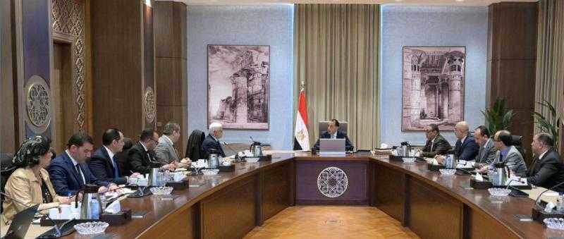 رئيس الوزراء يُتابع إجراءات تفعيل الربط الإلكتروني بين الهيئة القومية للتأمين الاجتماعي والمرور