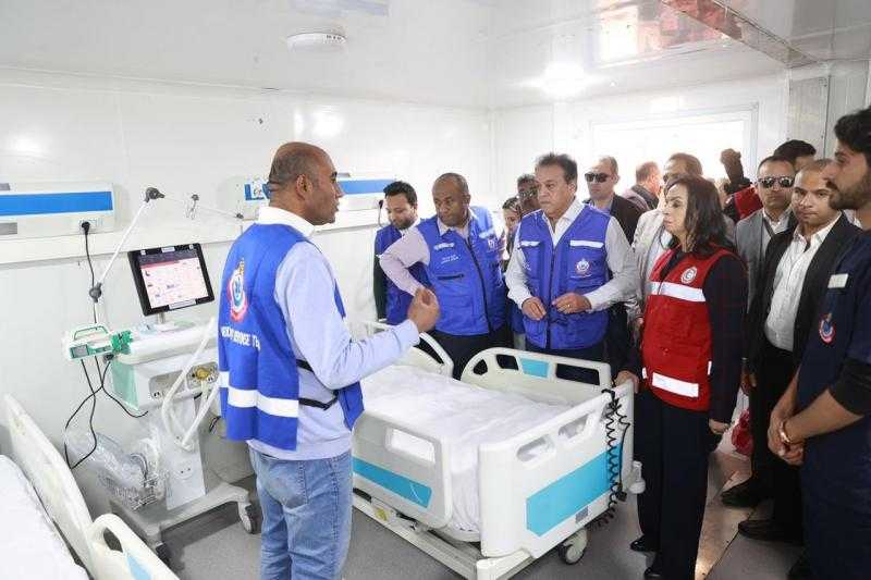 وزيرا الصحة والتضامن الاجتماعي يتفقدان مستشفى الشيخ زويد المركزي
