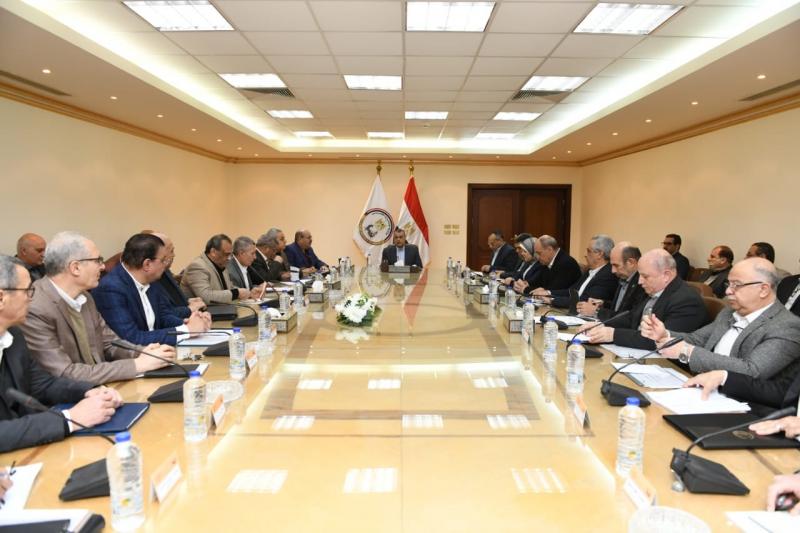 وزير الإنتاج الحربي: نطبق الحوكمة لترشيد الاستهلاك والاستفادة من الموارد والأصول المتاحة