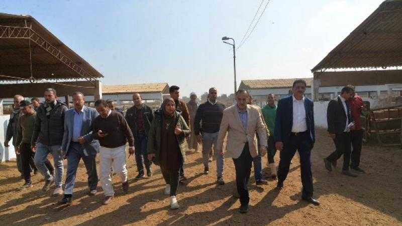 محافظ أسيوط يتفقد مزرعة الثروة الحيوانية بقرية أبنوب الحمام