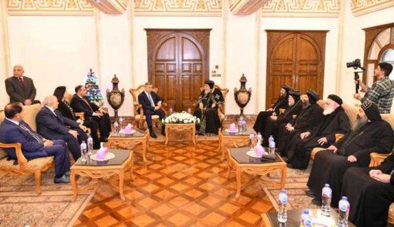 البابا تواضروس الثاني يستقبل محافظ الإسكندرية في المقر البابوي