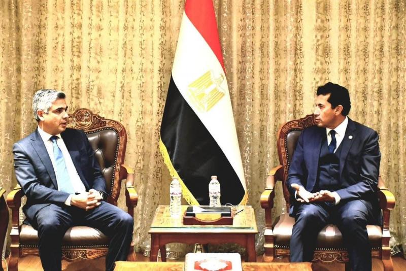 وزير الشباب والرياضة يلتقي مجلس إدارة الاتحاد المصري للفروسية لبحث خطط التطوير والاستعدادات الأولمبية