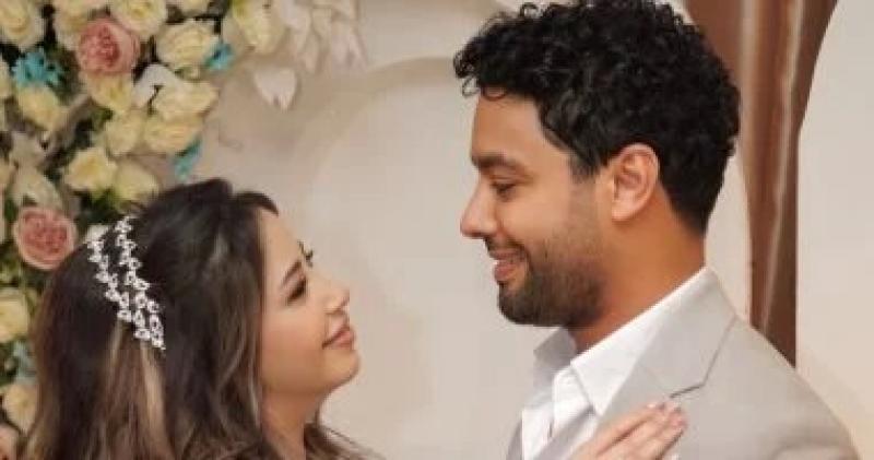 المطرب أحمد جمال يحتفل بخطوبته على فرح الموجي
