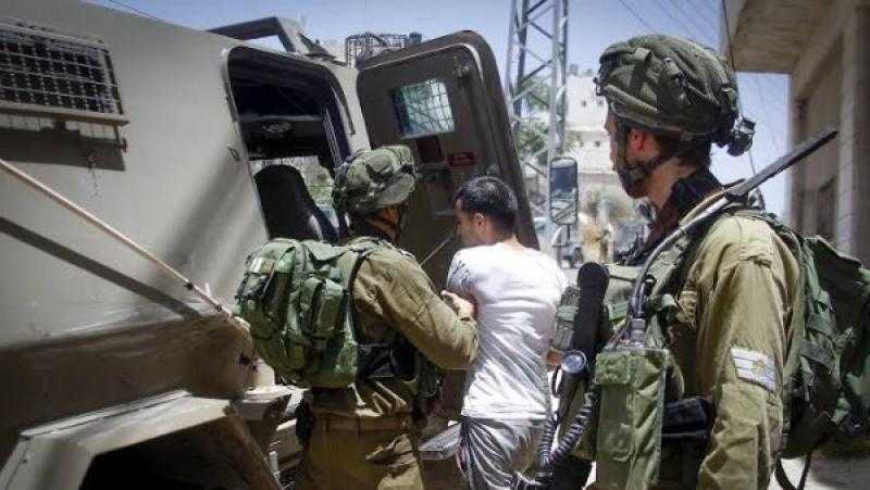 قوات الاحتلال تشن حملة اعتقالات واسعة في نابلس بالضفة الغربية