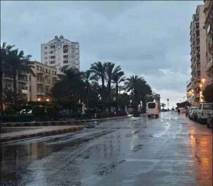الأرصاد: طقس اليوم الأحد معتدل نهارا مع فرص سقوط أمطار على أغلب الأنحاء