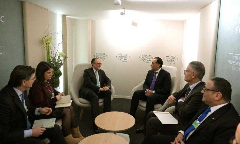 رئيس الوزراء يلتقي مستشار النمسا خلال فعاليات اليوم الثالث لمنتدى دافوس 2025