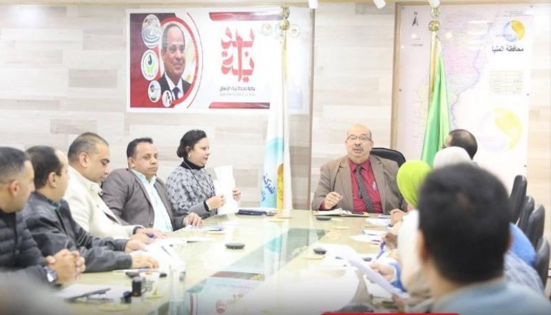 رئيس «مياه المنيا» يناقش صيانة شبكات المحطات بصفة دورية