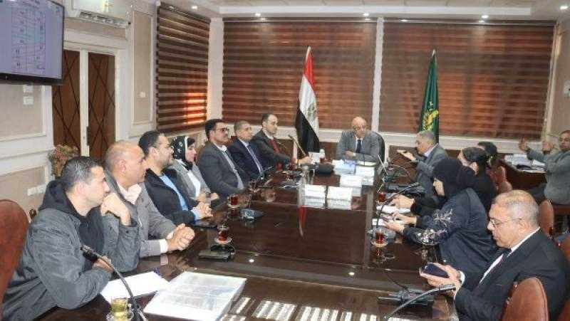 محافظ القليوبية يناقش أعمال توسعة نفق سعد زغلول في بنها