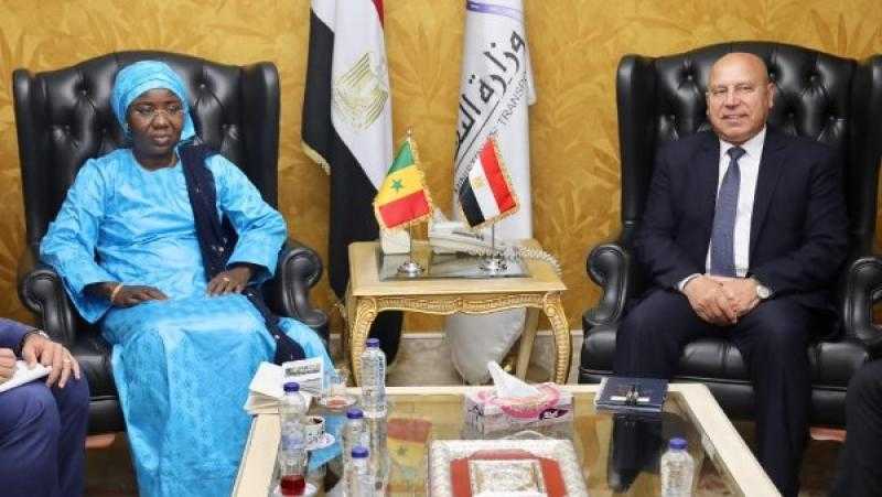 اقتصادلبحث سبل التعاون.. الوزير والنقل يلتقي وزيرة الصيد البحري والموانئ السنغالية