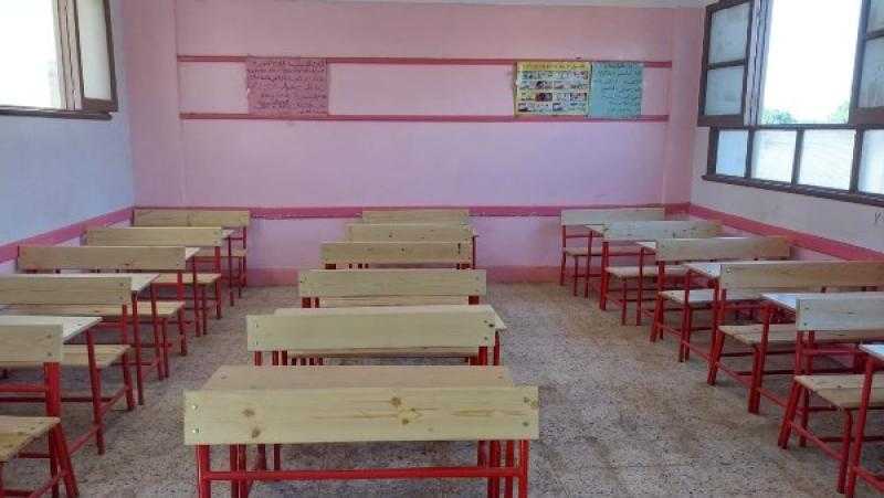 محافظ أسيوط: دعم مدرستين بـ أبنوب وديروط بمقاعد دراسية جديدة