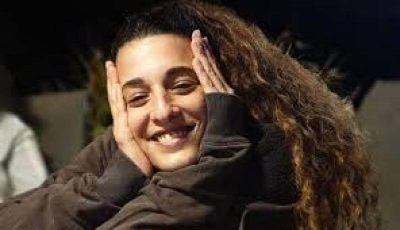خط أحمر