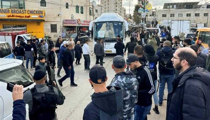 حماس ترسل وفدا إلى القاهرة لاستلام الأسرى الفلسطينيين المفرج عنهم