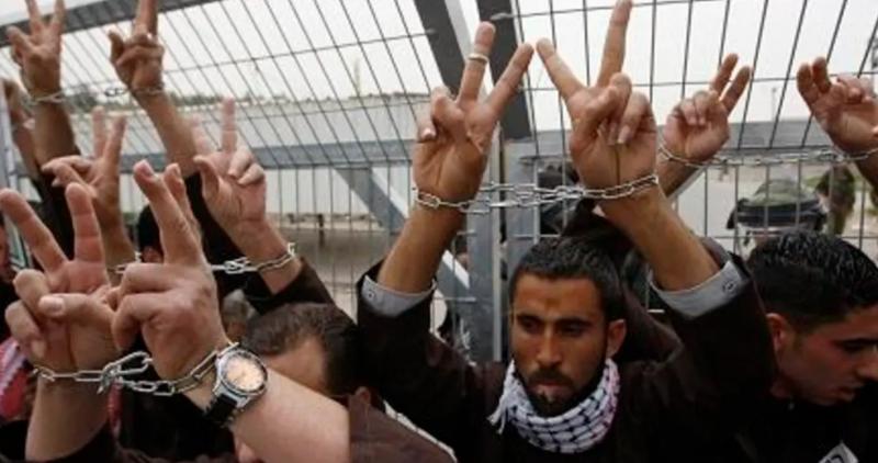 ”الدفاع عن الأسرى الفلسطينيين”: بعض المفرج عنهم سيرسلون إلى دول أخرى