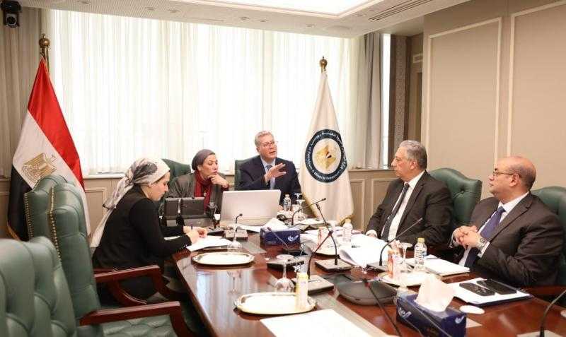 وزير البترول يؤكد التزام مصر بمعاهدات الحفاظ على البيئة وخفض الانبعاثات الكربونية
