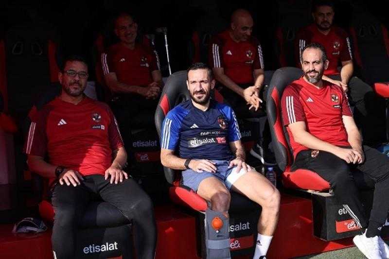 شوبير: محاولات من إدارة الأهلي لقيد معلول وموقف بن شرقي