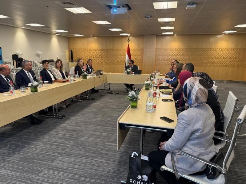 وزير الصحة يناقش التعاون مع شركة Integromed في مجال التكنولوجيا الصحية