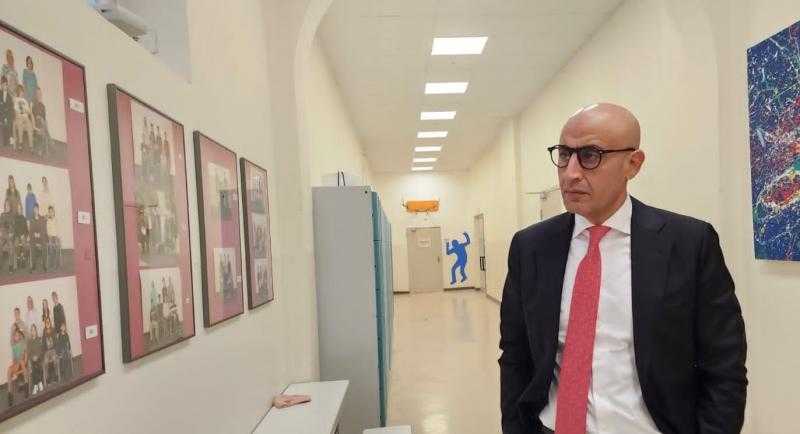 وزير التعليم يزور مدرسة ”كومينيوس” للتعليم الأساسي للتعرف على أحدث الأساليب والممارسات التعليمية في ألمانيا