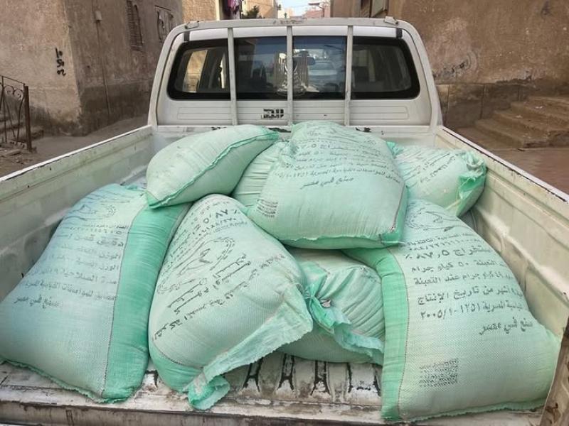 ضبط كمية من الدقيق المدعم قبل بيعه في السوق السوداء بالفيوم