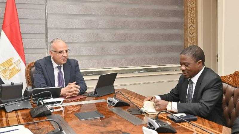 وزير الري يلتقى سفير كوت ديفوار لبحث التعاون فى مجال المياه