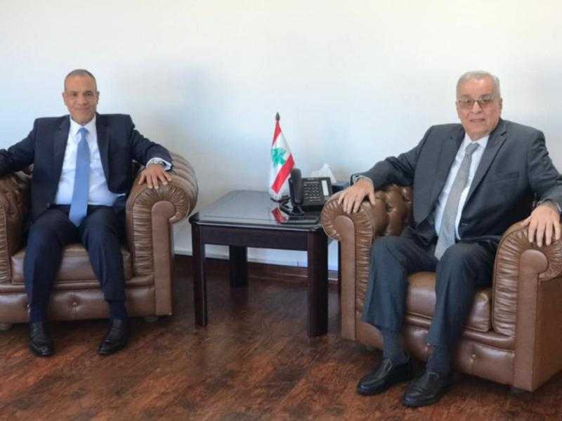 وزير الخارجية يلتقي نظيره اللبناني في بيروت