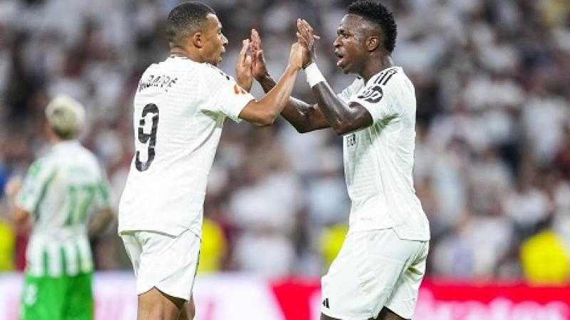فينيسيوس يقود قائمة ريال مدريد أمام إسبانيول