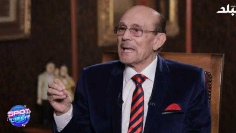 محمد صبحى: ”بنسى الألم والتعب وأنا واقف على المسرح”