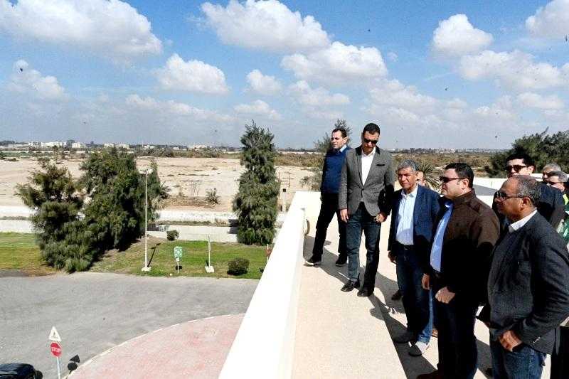 وزير الإسكان يتابع سير العمل بمحطة معالجة الجبل الأصفر والموقف التنفيذي للتوسعات الجاري تنفيذها