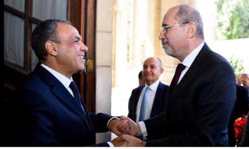 وزير الخارجية يجتمع مع نظيره الأردني بالقاهرة