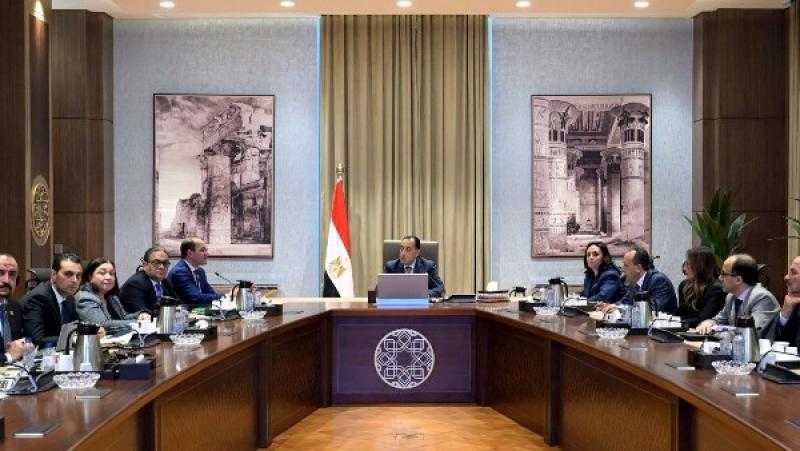 كلف بها الرئيس السيسي .. مدبولي يناقش مقترحات حزمة الحماية الاجتماعية
