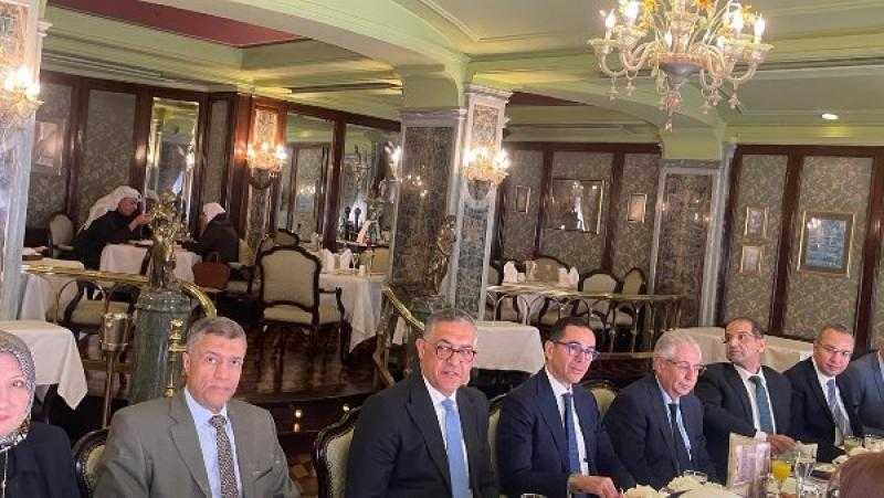 وزير الاستثمار يلتقي وفد مجلس التعاون الاقتصادي المصري الكويتي لبحث سبل التعاون