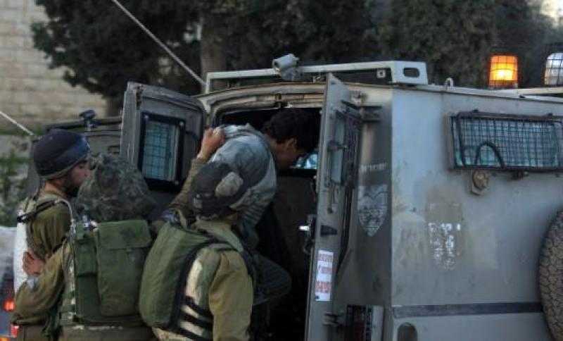 إعلام الأسرى: قوات الاحتلال تعتقل 4 فلسطينيين في الضفة الغربية