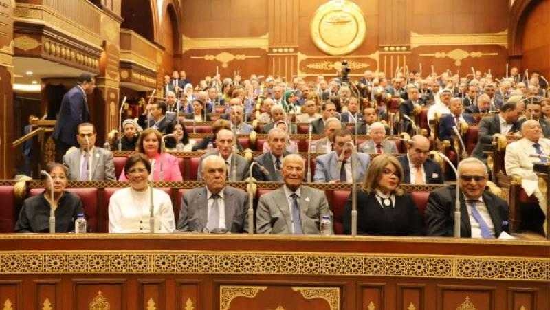 الشيوخ يناقش طلب بشأن سياسة الحكومة لتطوير منظومة التعليم الجامعي والبحث العلمي