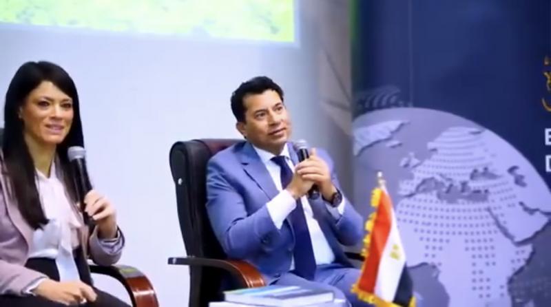 وزيرة التخطيط تعقد لقاءً مفتوحًا مع شباب النسخة الثالثة من برنامج الدبلوماسية الشبابية