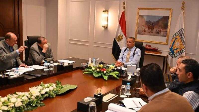 محافظ جنوب سيناء يبحث استعدادات الاحتفال بالعيد القومي في الذكرى الـ36 لاسترداد طابا