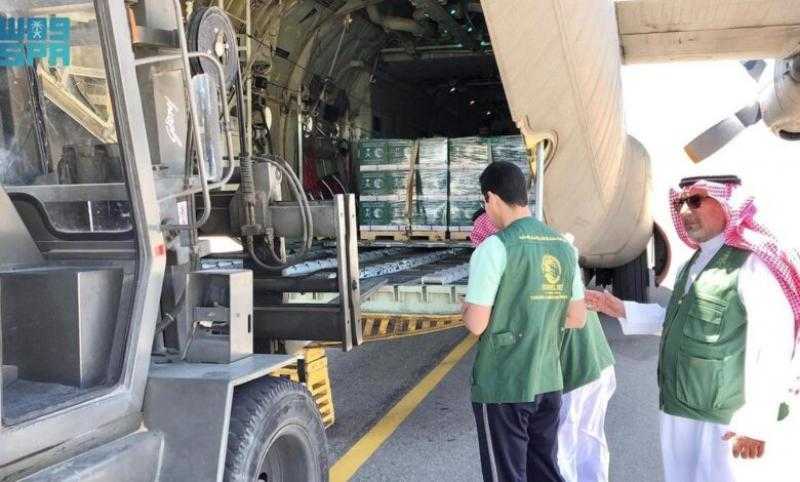 وصول الطائرة الإغاثية السعودية الـ 56 لمساعدة الشعب الفلسطيني في قطاع غزة