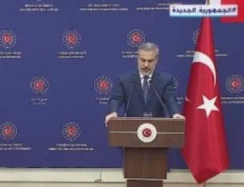 وزير خارجية تركيا: نرفض بشكل قاطع تهجير الفلسطينيين من غزة