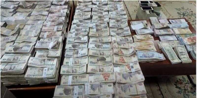 منع تداول عملات بقيمة 12 مليون جنيه بالسوق السوداء بحملات للأمن العام