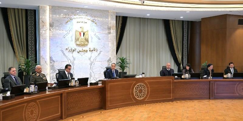 أبرزها 5 اتفاقيات للبحث عن النفط باستثمارات 225.3 مليون دولار.. ”الوزراء” يوافق على 15 قرارا باجتماعه الأسبوعى