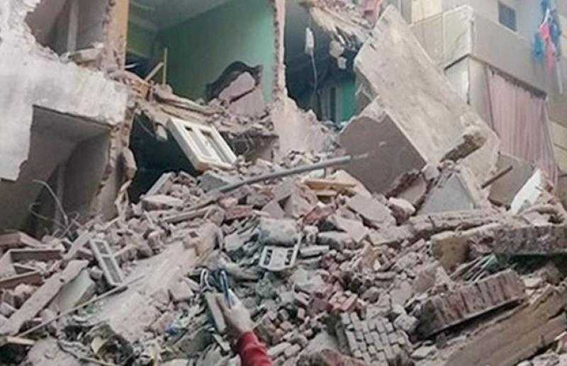 دون خسائر بشرية.. انهيار جزئي في عقار قديم بمحطة الرمل بالإسكندرية