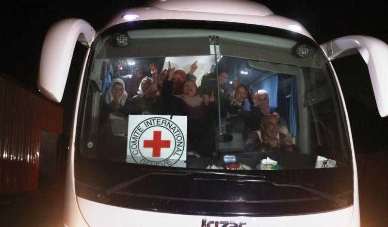 هيئات شئون الأسرى: إطلاق 183 أسيرًا اليوم ضمن الدفعة الخامسة من عملية التبادل