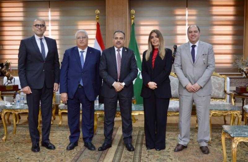 البنك الزراعي المصري يساهم في تجهيز 250 عروسة ويوزع 40 ألف قسيمة غذائية بمحافظات القناة برعاية المركزي
