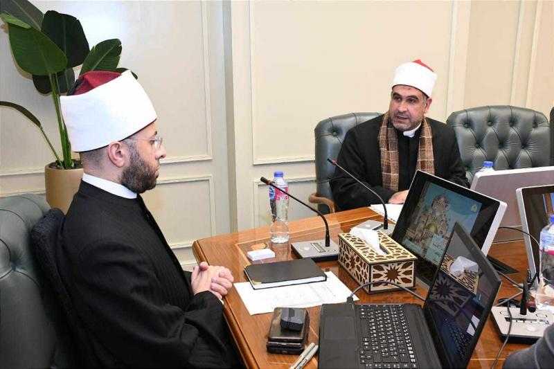 وزير الأوقاف يبحث مع مدير أوقاف جنوب سيناء سبل تعزيز الانضباط الإداري والدعوي