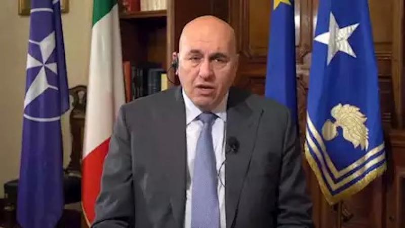 محتالون يستخدمون صوت وزير الدفاع الإيطالى للاحتيال وطلب فدية من رجال أعمال