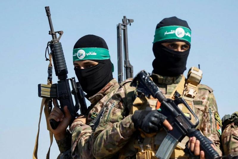 حماس: مستمرون في موقفنا بتطبيق اتفاق وقف إطلاق النار وفق ما تم التوقيع عليه بما في ذلك تبادل الأسرى