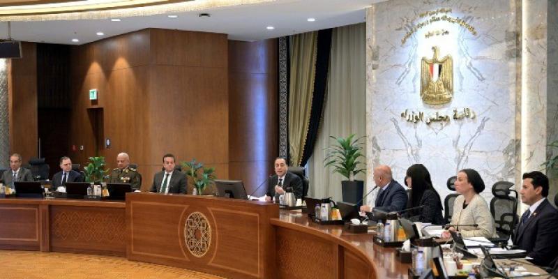 مدبولي يؤكد أهمية إعلان مصر استضافة قمة عربية طارئة يوم 27 فبراير لبحث التطورات المُستجدة للقضية الفلسطينية