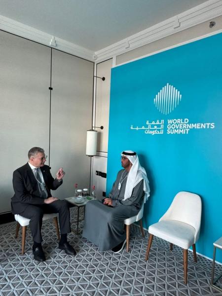 وزير البترول يعقد جلسة مباحثات ثنائية مع وزير الصناعة بدولة الإمارات ورئيس شركة بترول أبو ظبي الوطنية